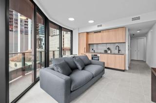 Luxe 1 Bedroom in 501 First Residences - Downtown - 1