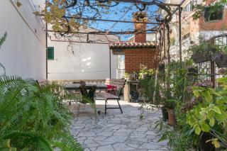 Apartments with parking space Duce, Omis - 24975 - 3