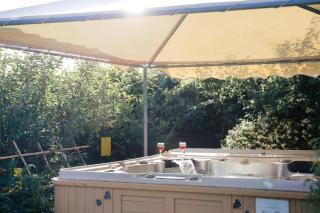 Villa with Private Access to the Beach - 3