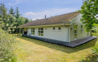 3 Bedroom Amazing Home In Ålbæk - 1
