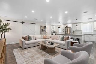 5BR Heated Pool BBQ and Covered Patio - DT Phx - 9