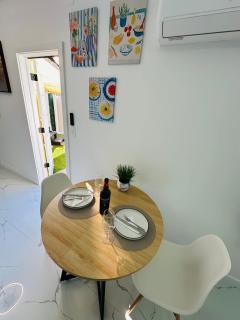 Cozy Private Studio with Jacuzzi Near Gulf Beaches - 4