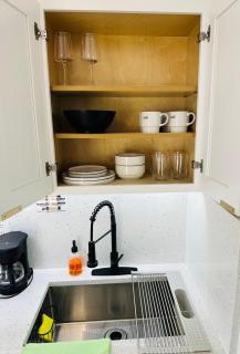 Cozy Private Studio with Hot Tub and Workspace Near Gulf Beaches - 1