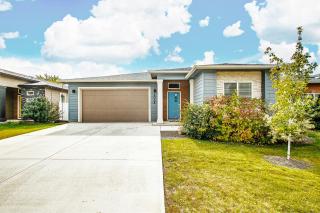 New! Modern & Spotless Home in Central Boise - 9