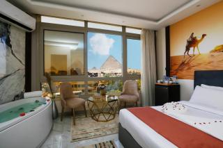 Pyramids Palace inn - 0