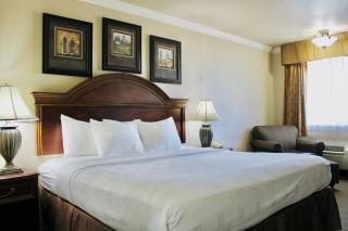 Baymont by Wyndham McAlester Hwy 69 - 8