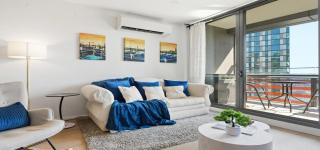 Waterfront 2 Bedroom Apartment with Parking Salt Pool & Gym - 6