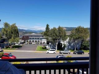 Hood River Suites Extended Stay Apartment Hotel - 7