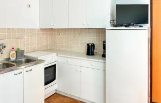 2 Bedroom Pet Friendly Apartment In Rab - 7