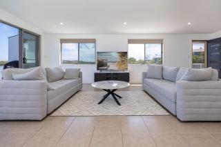 16 21A Red Head Road - 9