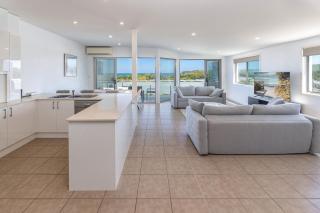 16 21A Red Head Road - 5