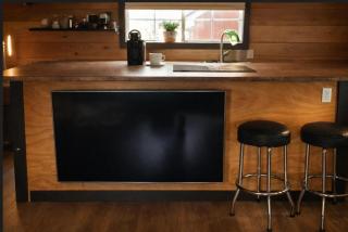 Charming "Melrose Place" w Year-Round Heated Pool, Deck & Grill - 9