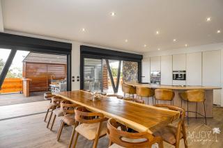 Villa Flojulo with its 180 view of the ocean - 2