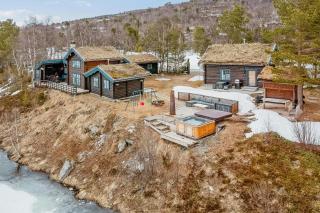 Log Cabin With History By Gjevilvatnet - 9