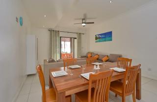 West Front One No 4 with SEAFRONT - LICENSED BY TOURISM AUTHORITY 14977 Flic en Flac Mauritius - 5