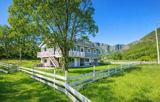Nice Home In Nordnesøy With Wifi - 0