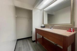 Howard Johnson by Wyndham Tempe University/Phoenix - 1