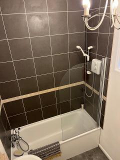 Large town flat 2 minutes from Pembroke Castle - 1