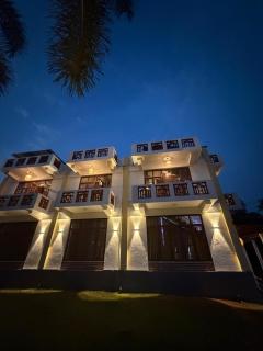 Avastar Hotel & Restaurant - 6