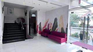 Redstar Hotel Jakarta - 5