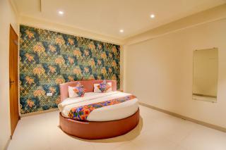 FabHotel Relax Inn Executive - 3