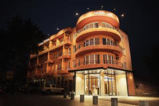 Hotel Lux - Tbilisi - 0