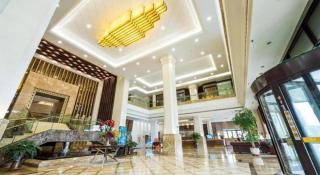 Qingdao Royal Garden Hotel - 8