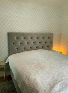 Waterfront House With Views Of Kastellet In Vaxholm - 1