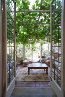 OBSERVATORY HOUSE, 9BR, NR Universal, with Pool - 1