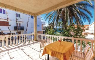 2 Bedroom Amazing Apartment In Rab - 6