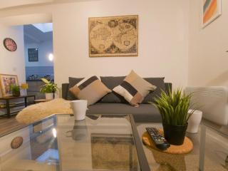 Modern 3 Bedroom Apartment with Convenient Parking by Property Promise - 9
