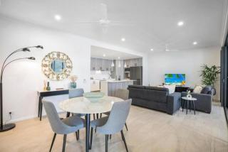 City Escape Loft Apartments Cairns CBD - 1