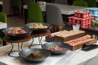 Atour Hotel Hefei Binhu Weizhou Avenue - 1