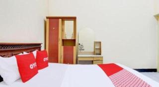 OYO 93051 Wisma Syariah Buloe Near Lapangan Abubakar Lambogo Batili Enrekang - 8