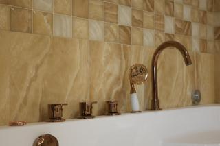 Lunarist Luxury Private Jacuzzi Suites Blloku Tirana - 3