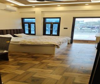 Hotel Hariom Paradise - 8