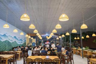 Tomato Villa & Restaurant - 4