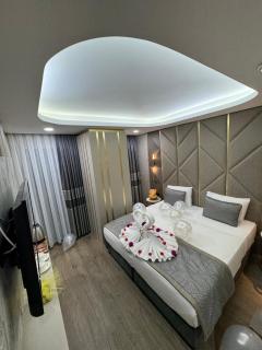 Elysia Plus Hotel - 4
