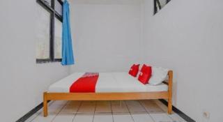 OYO 90352 Villa Agape 2 - 7