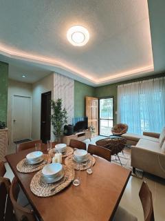 Cozy 2BR Near Dahican Beach - Fast WiFi & Netflix - 3