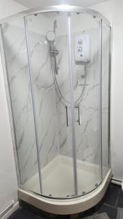 Cozy Haven, Sleeps 2, Fast W-Fi, Free Parking - 1