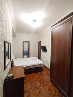 2 Bedroom 2 bathroom Republic Square - 4