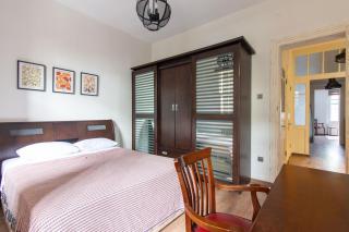 Historic & Cozy 2BR Nisantasi Flat w High Ceilings - 4