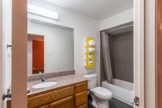 Motel 6-San Antonio, TX - South WW White Rd - San Antonio - 5
