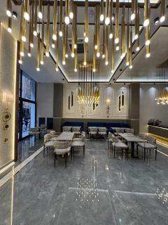 Elysia Plus Hotel - 2