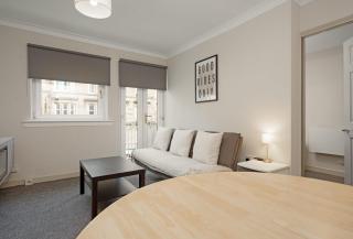 1BR Shawlands Walk To Queens Park with Parking - 9