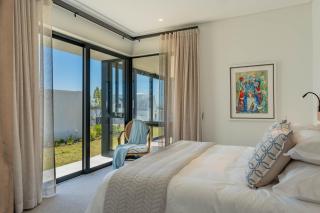 St Francis Links Villa Avenue - 1