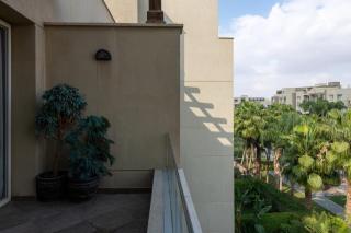 Golden Hour Rooftop 2BR with Park View, New Cairo - 2