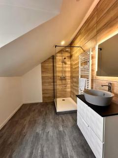 Logement Pirate themed suite with parking - 7