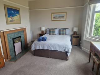Airlie Gardens - 8